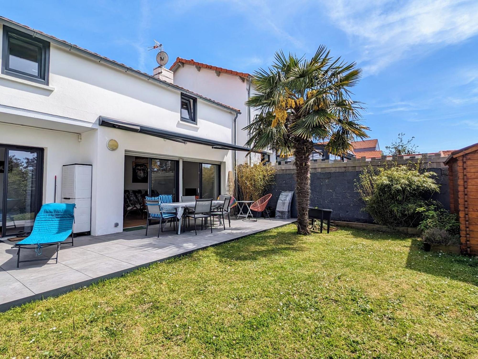 Maison Spacieuse Avec Jardin Proche Plage & Centre بورنيك المظهر الخارجي الصورة